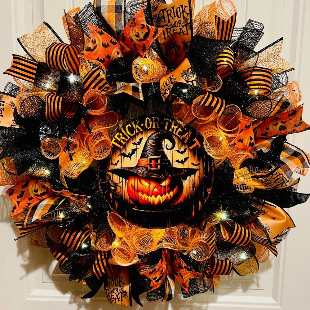 Handmade 22 in Halloween Ribbon Wreath Jack-o-lantern LED Lights W19